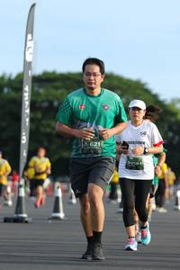 BIB: 621
                            <button type="button" onclick="openModal(5173083)" class="btn btn-primary btn-sm float-right btn-popup" data-toggle="modal" data-target=".modal-high-quality">
                        <i class="fas fa-shopping-cart"></i> Add to Cart
                    </button>
                                            <button type="button" onclick="isThisMe(5173083, true)" class="btn btn-success btn-sm float-right btn-popup btn-isme hidden" data-toggle="tooltip" data-placement="bottom" title="นี่คือรูปของคุณใช่ไหม คลิกที่นี่เพื่อเอาเข้าอัลบั้ม">
                        <i class="fas fa-plus"></i> Add to album
                    </button>
                    <button type="button" onclick="isThisMe(5173083, false)" class="btn btn-warning btn-sm float-right btn-popup btn-isnotme hidden">
                        <i class="fas fa-ban"></i> Remove from album
                    </button>